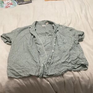 Levi’s Short Sleeve Dress Shirt